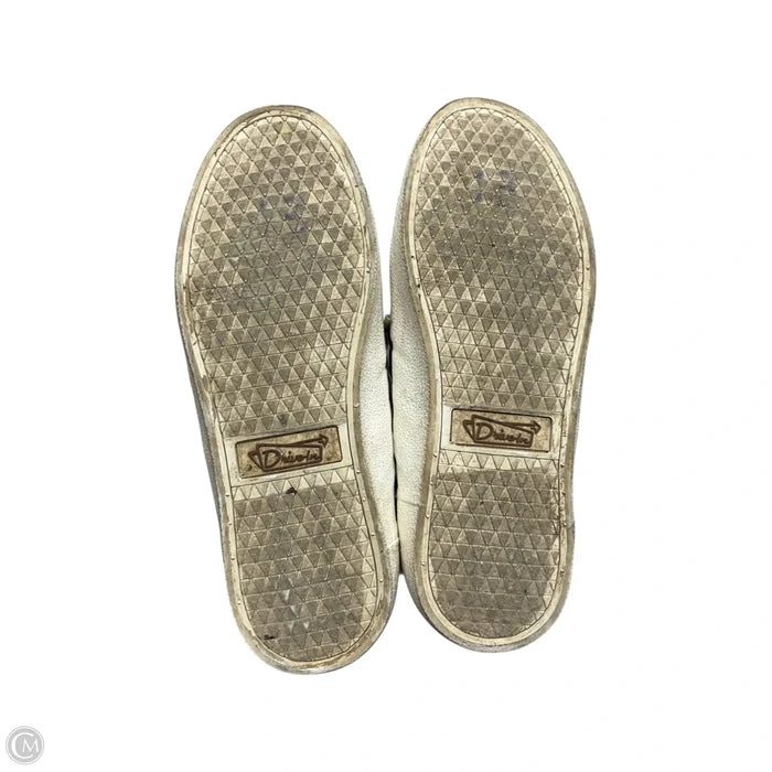 Shoes Sneakers By Drivein In Tan, Size: 7