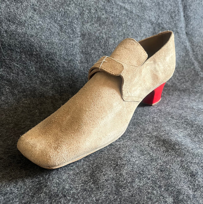 Shoe late 17th and early 18th century