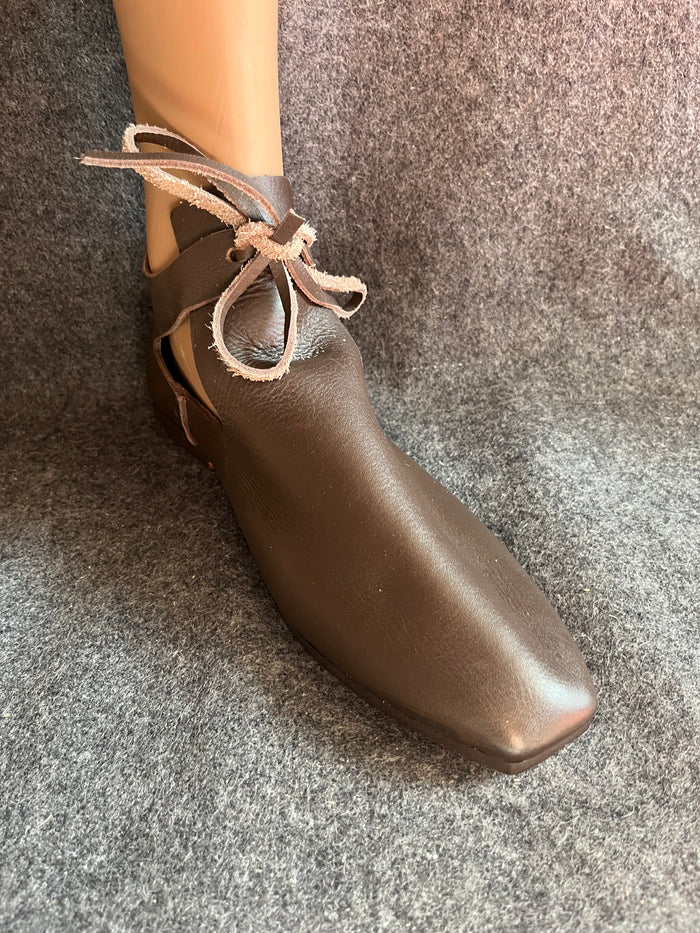 Tudor Rose Shoe 16th-18th century