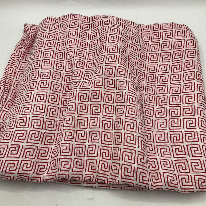 Aden + Anais White/Red Swirl Pattern Muslin Blanket