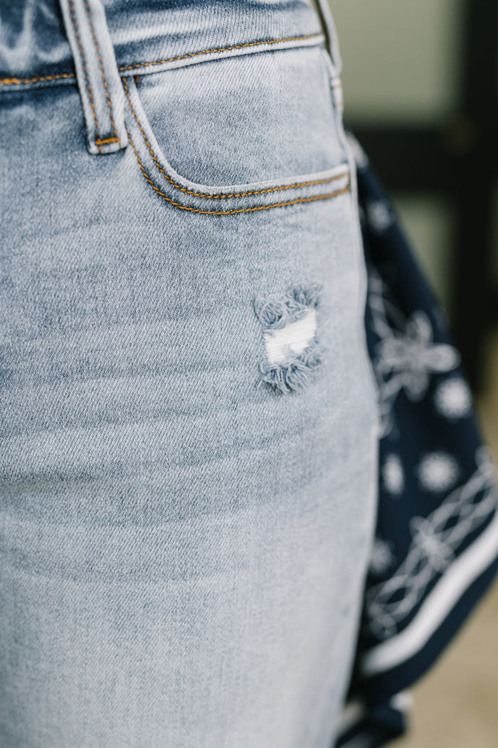 Alex Mid Rise Boyfriend Jean with Bandana Loop Jeans Ave Shops- Tilden Co.