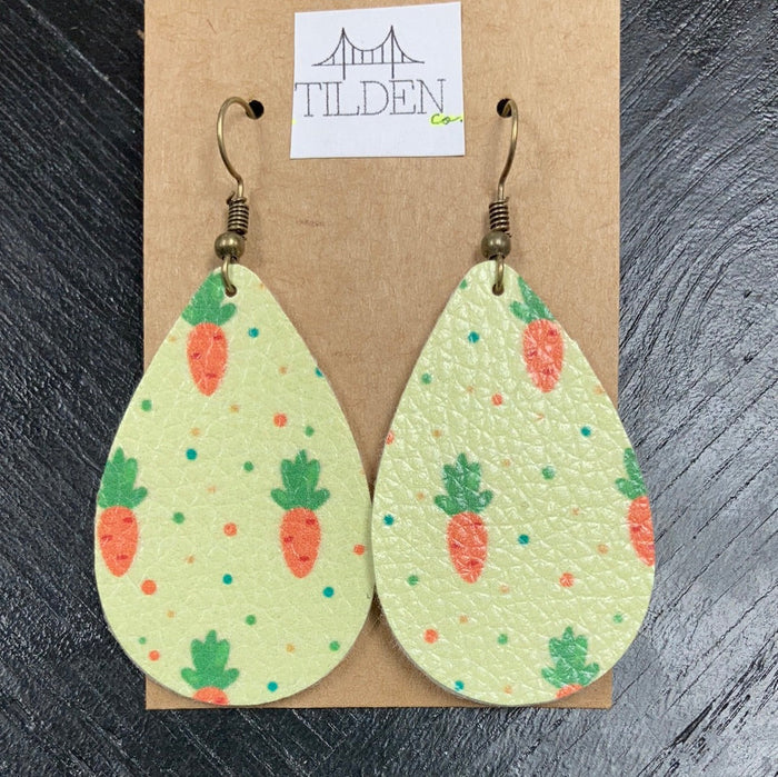 Carrot Earrings earring Daydreamer Creations- Tilden Co.