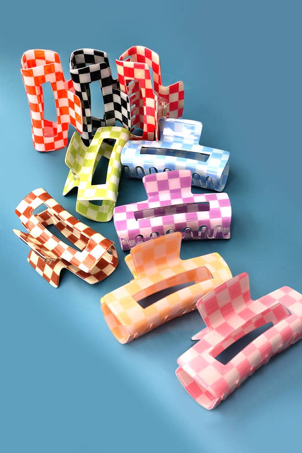 Checkered Resin Hair Claw Clip| 40H664 JOSSLYN by wall to wall- Tilden Co.