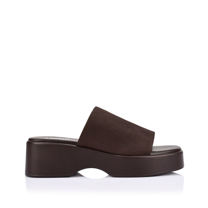 Cherry Flatform Slides - Chocolate Brown Mesh