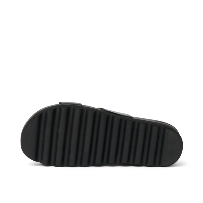 Cushion Vista Hi - Black/Black - Underside View