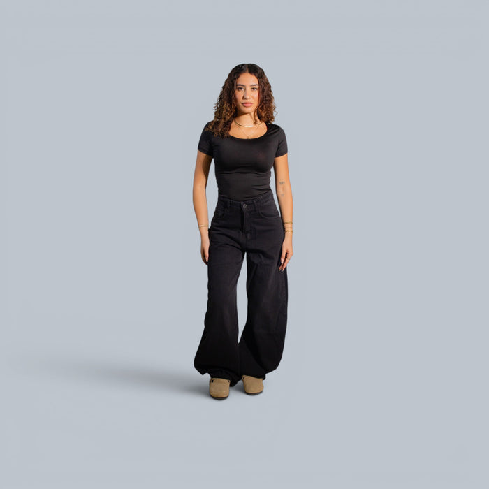 Black / 32