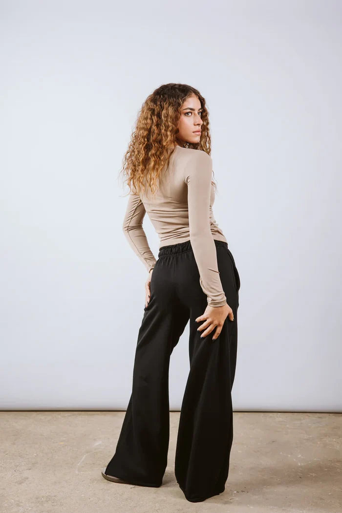 Diss & Miss Long Sleeve Crew Neck Top 1