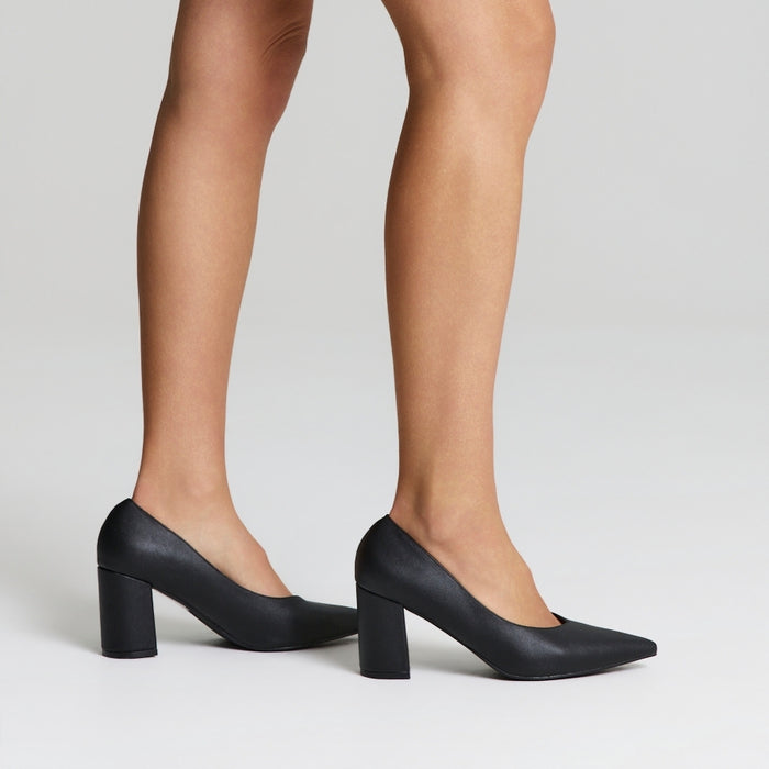 Elliot Block Heel Pumps - Black