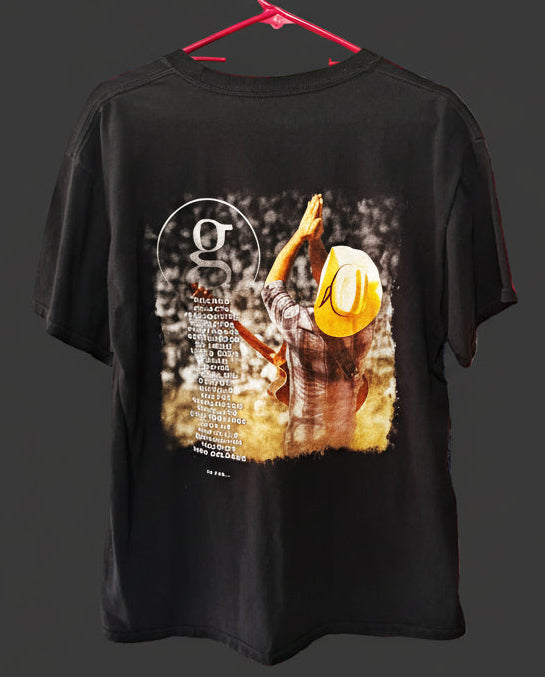 Garth Brooks World Tour T-Shirt 2014-2015 (Size Large)
