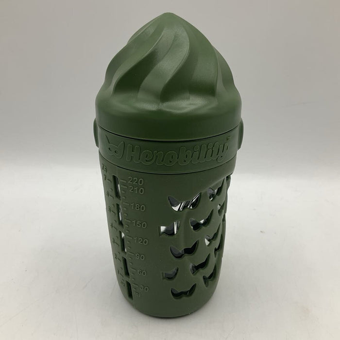 Herobility 7.5oz Green Silicone/Glass Travel Bottle