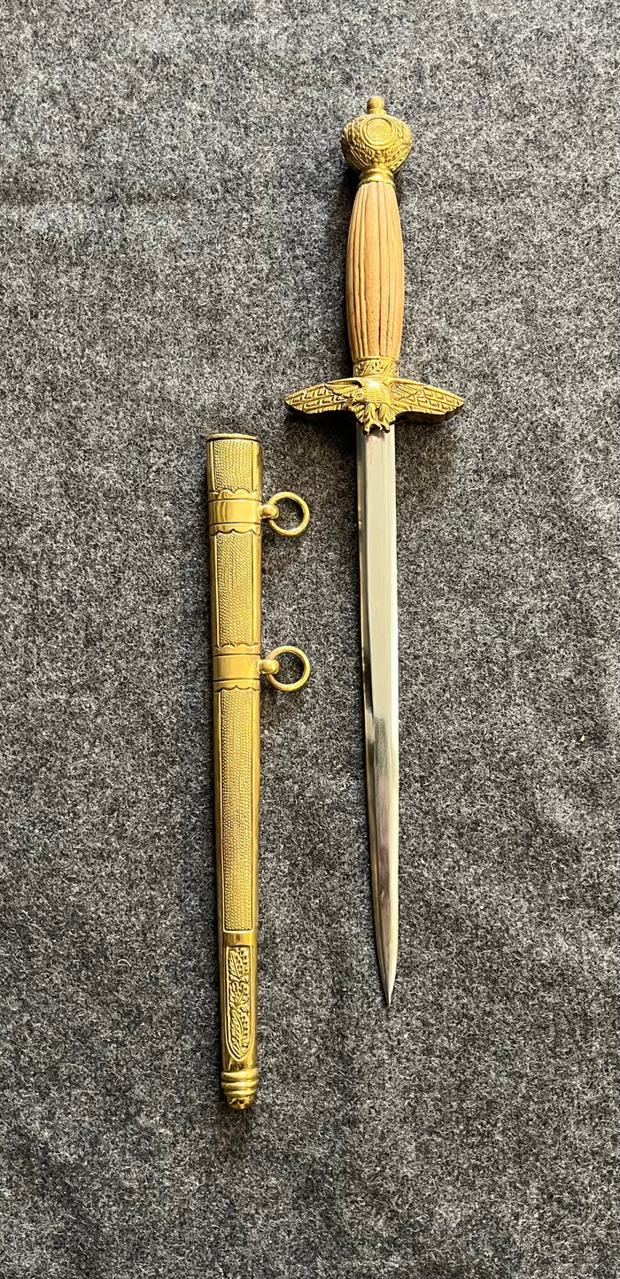 Luftwaffe Dagger Without Party Symbols 221