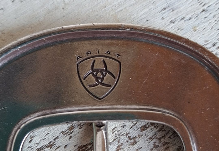 New Ariat Silver With Gemstone Buckle