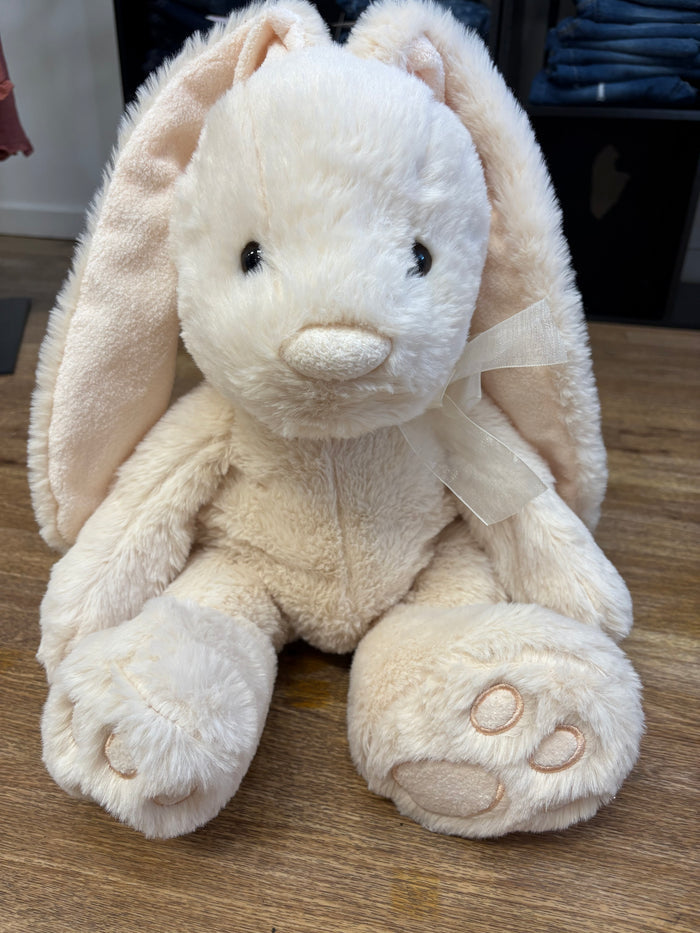 20" Cream Bunny