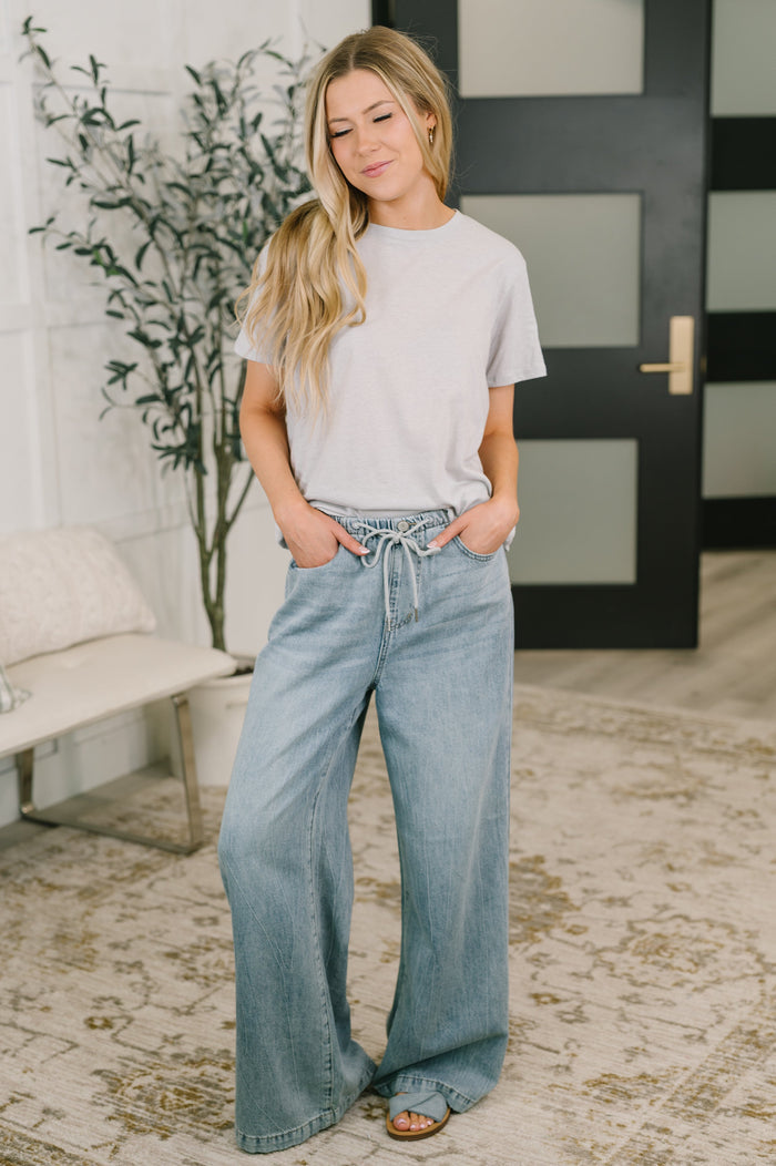 Rest Assured Basic Relaxed Tee in Heather Grey Womens Ave Shops- Tilden Co.