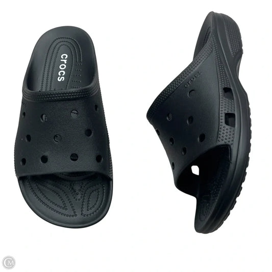 Sandals Flats By Crocs In Black, Size: 7