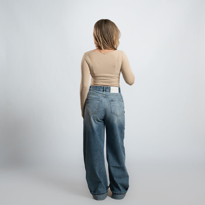 Seemly Long Sleeve Square