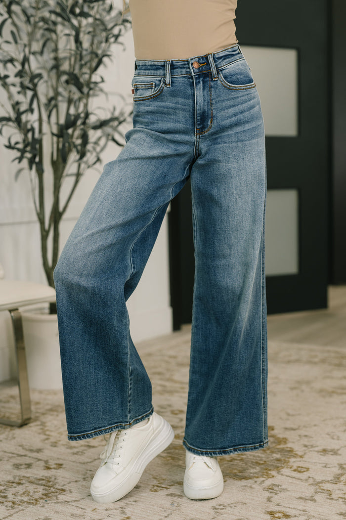 Shayla High Waist Retro Wide Jeans Ave Shops- Tilden Co.