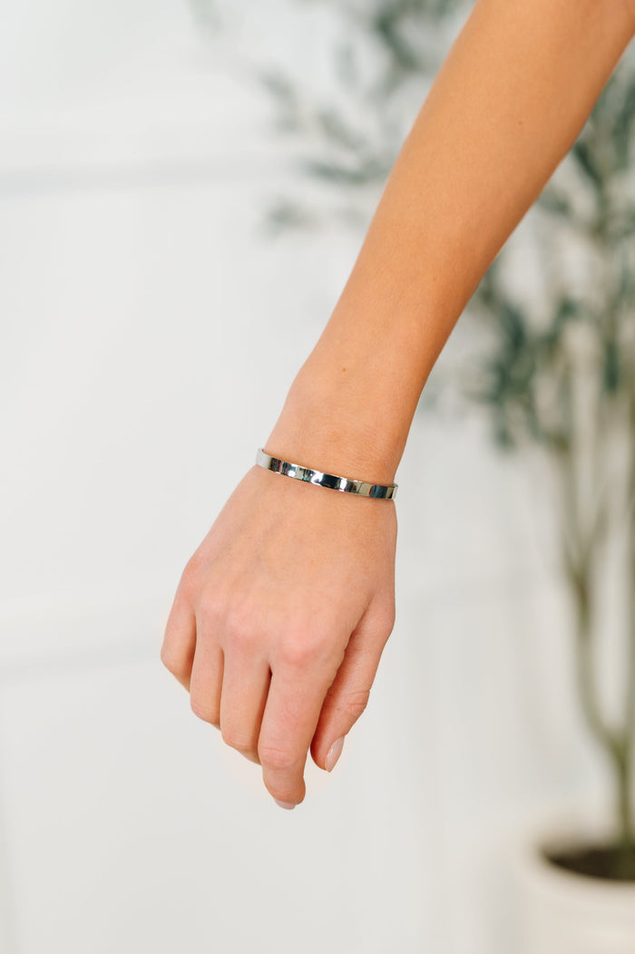 Shelby Classic Silver Bangle Bracelet Ave Shops- Tilden Co.
