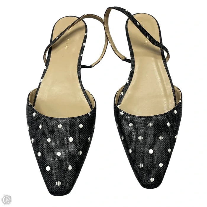 Shoes Flats By Ann Taylor In Black & White, Size: 6