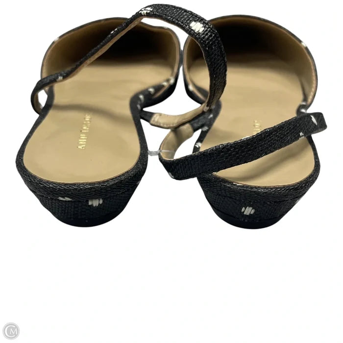 Shoes Flats By Ann Taylor In Black & White, Size: 6