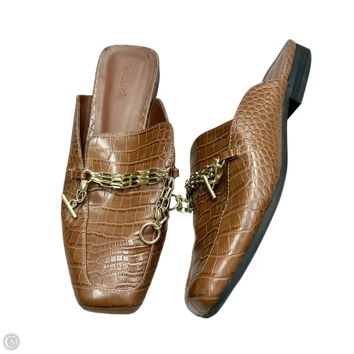 Shoes Flats By Open Edit In Brown, Size: 7