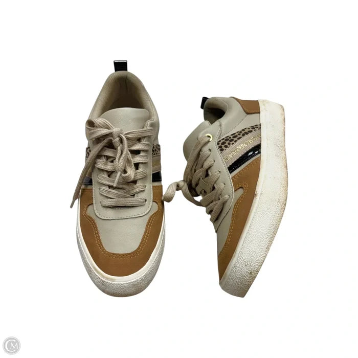 Shoes Sneakers By Drivein In Tan, Size: 7