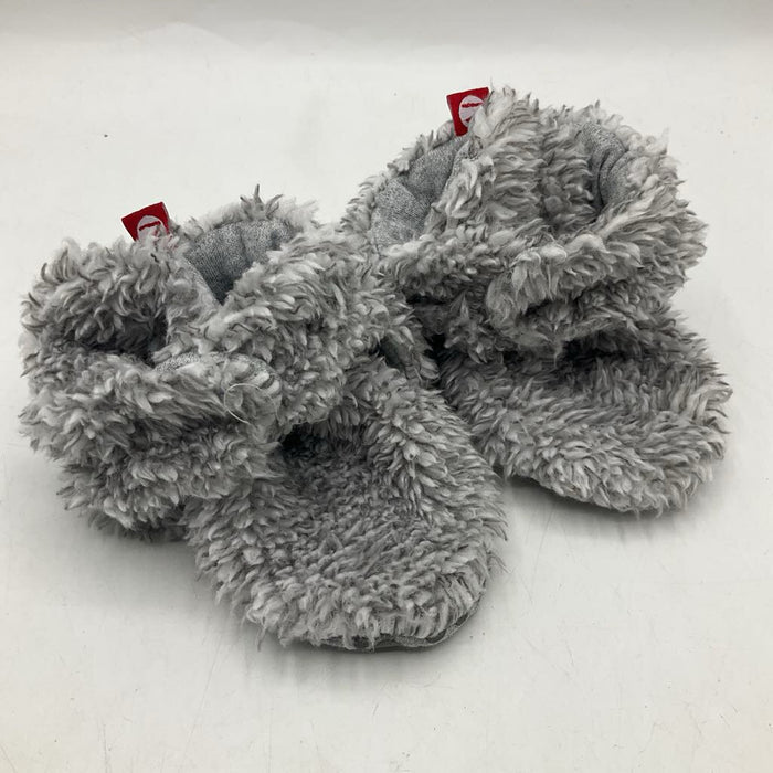 Size 12m: Zutano Grey Fleece Baby Booties