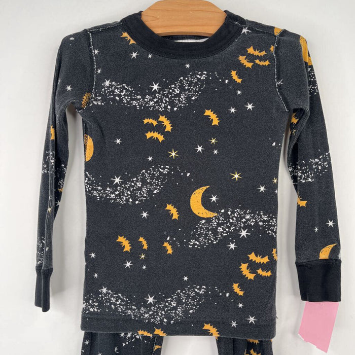 Size 4 (100): Hanna Andersson Black/Orange Bat Night Sky 2pc PJs
