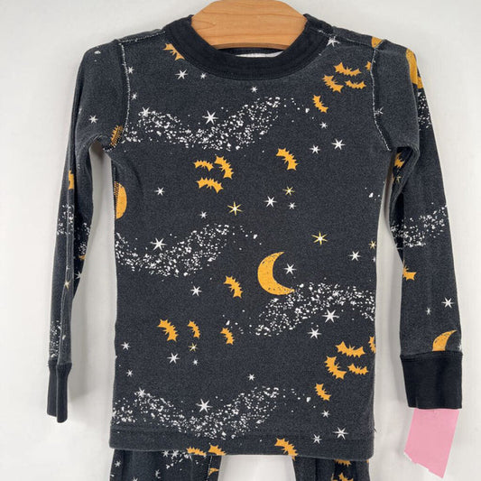 Size 4 (100): Hanna Andersson Black/Orange Bat Night Sky 2pc PJs
