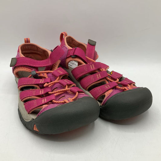 Size 4Y: KEEN Pink Velcro Strap Sandals