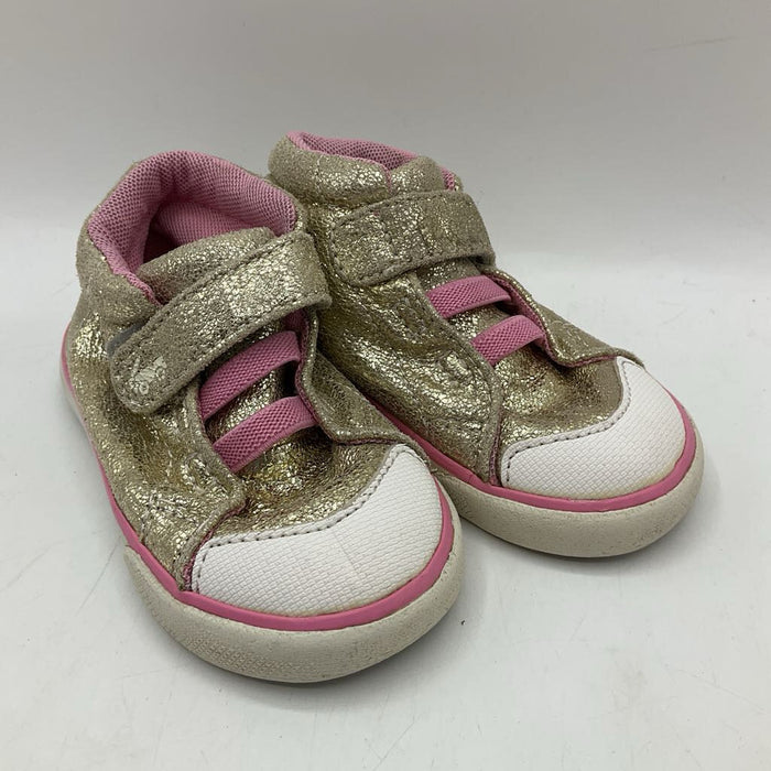Size 6: See Kai Run Gold Sparkle Velcro Strap Sneakers