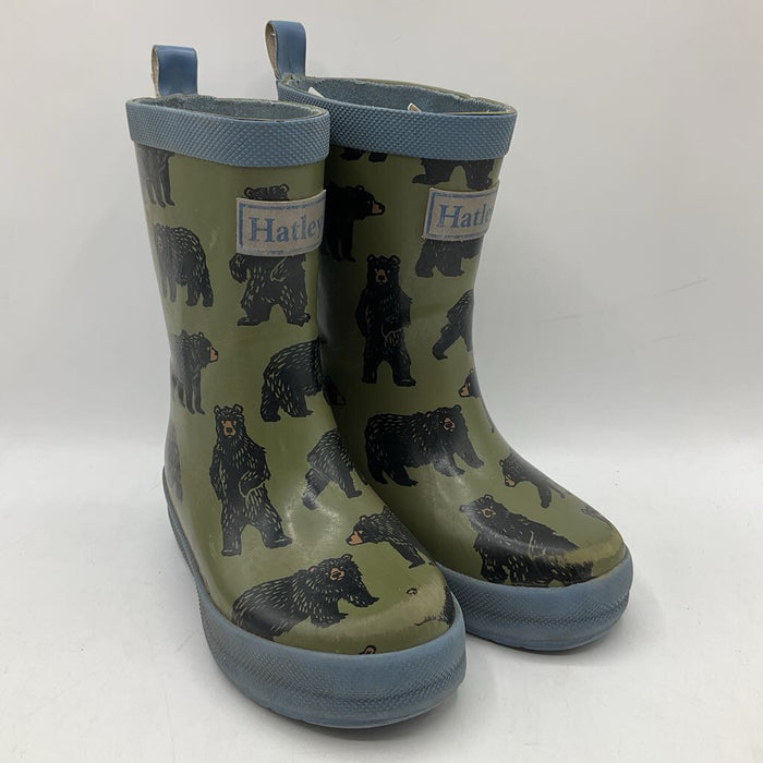 Size 9: Hatley Green Bear Print Rain Boots