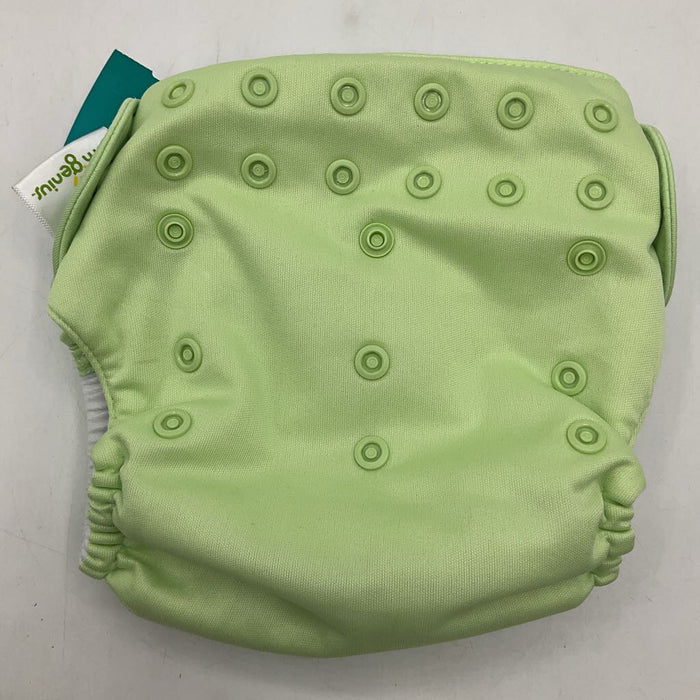 Size M: Bum Genius Green Adjustable Snap Cloth Diaper