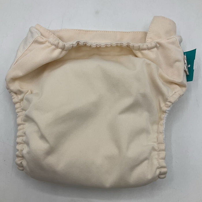 Size M: Bum Genius White Adjustable Snap Cloth Diaper