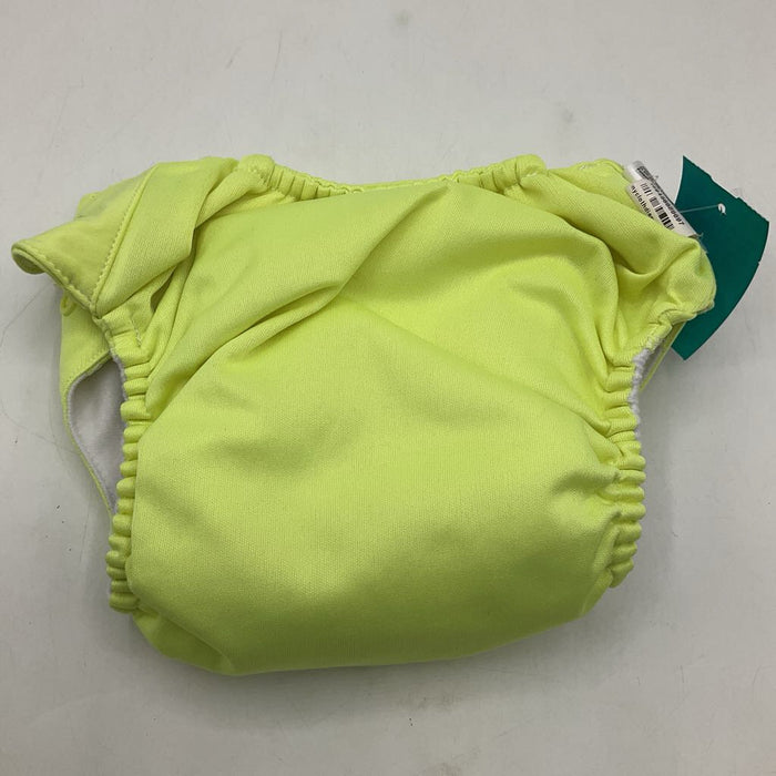 Size M: Bum Genius Yellow Adjustable Snap Cloth Diaper