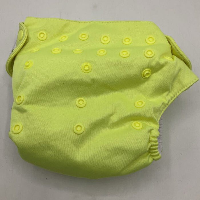 Size M: Bum Genius Yellow Adjustable Snap Cloth Diaper