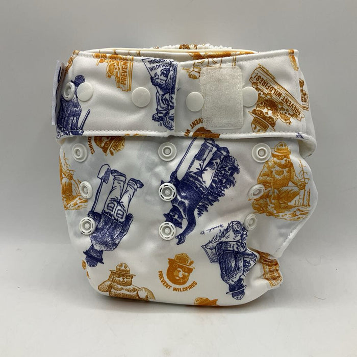 Size O/S: Grovia All In One Cloth Diaper: White Smokey The Bear Print-NEW