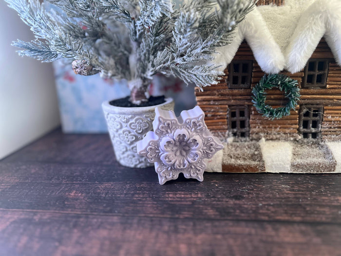 Snowflake Soap 1111 Elm Candle & Soap Shoppe- Tilden Co.