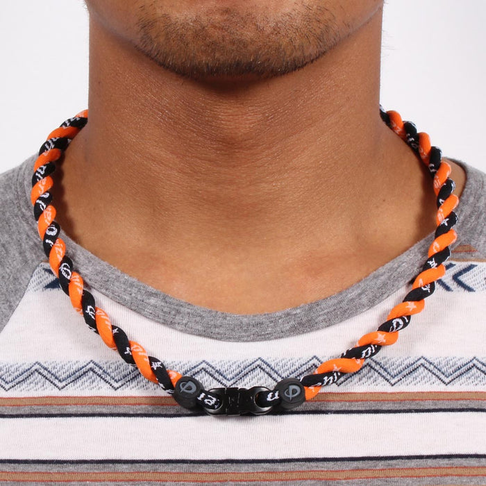 TORNADO TITANIUM NECKLACE