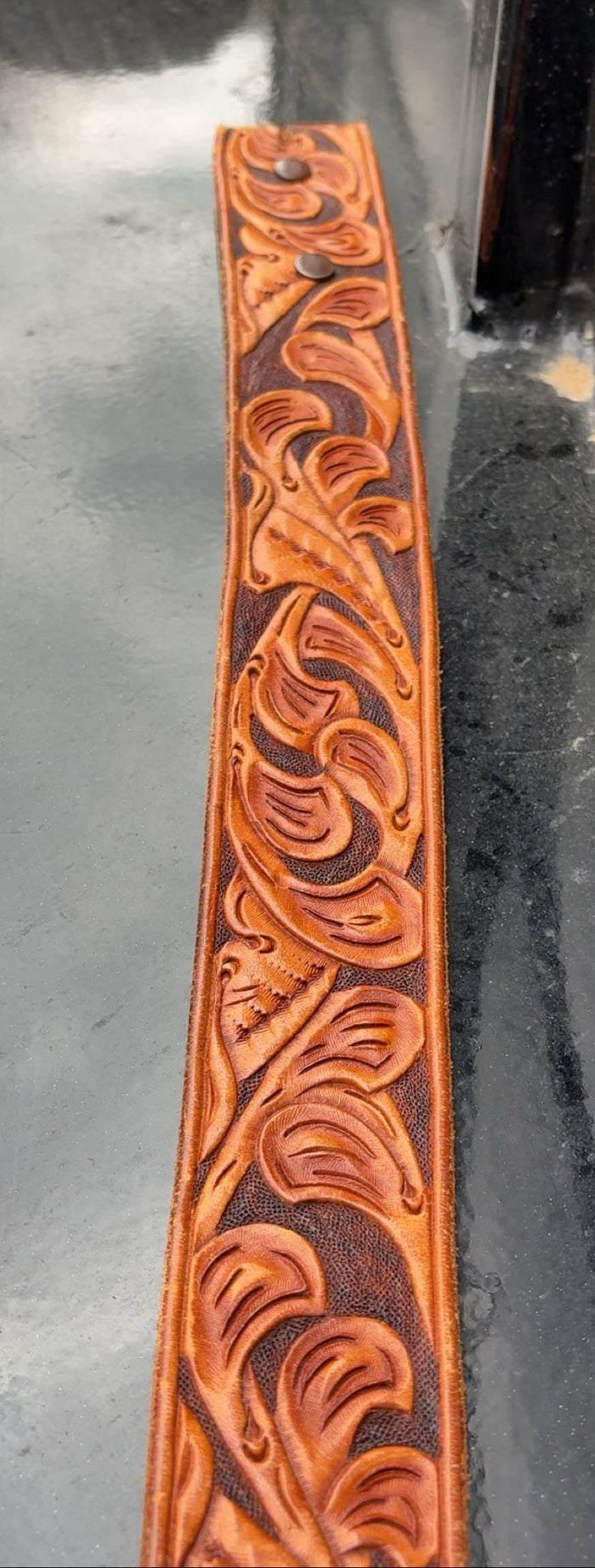 Unbranded "BUD" Leather Tooled Belt
