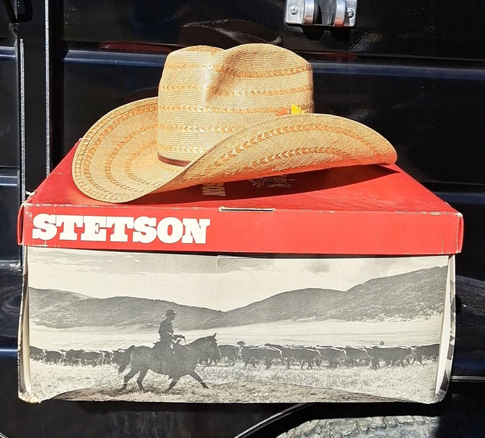 Vintage New Stetson Roadrunner 7 3/8" Straw With Vintage Box Included