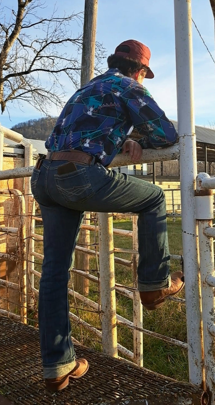 Wrangler 90's Men's Crazy Cow Skull
