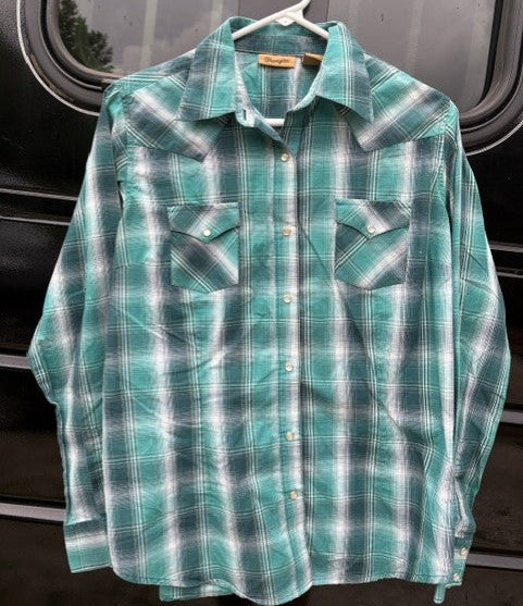 Wrangler Green Plaid Women's Pearl Snap