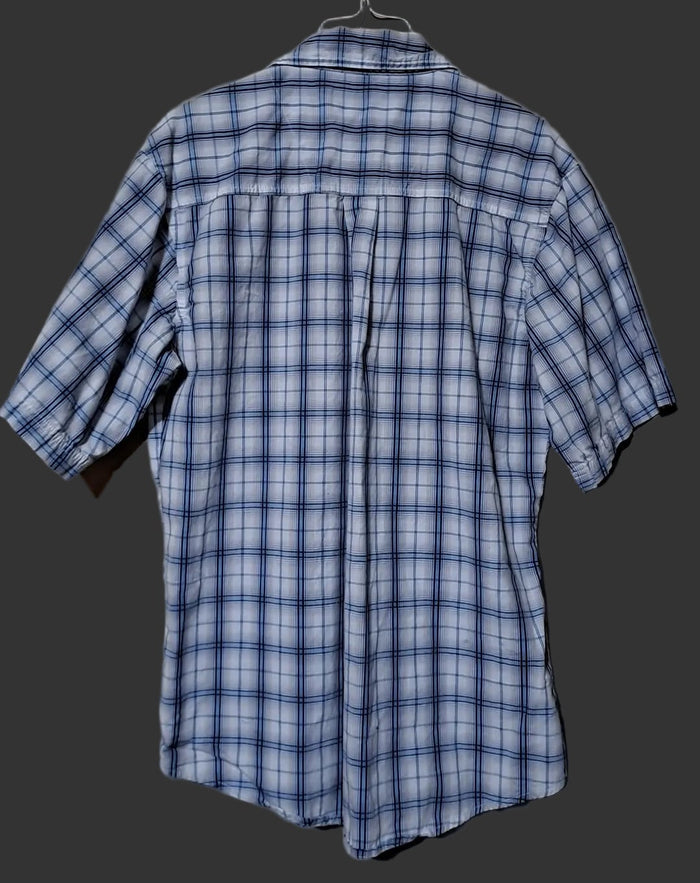 Wrangler Rugged Wear Men's Blue and White Short Sleeve Plaid