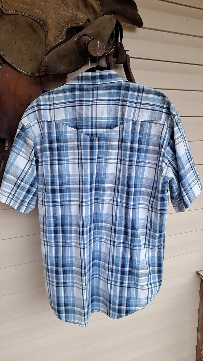 Wrangler Vintage Men's Short Sleeve Blue and White Flannel