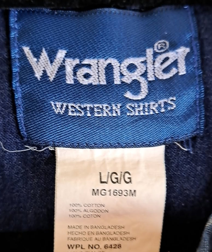 Wrangler Vintage Men's Short Sleeve Blue and White Flannel