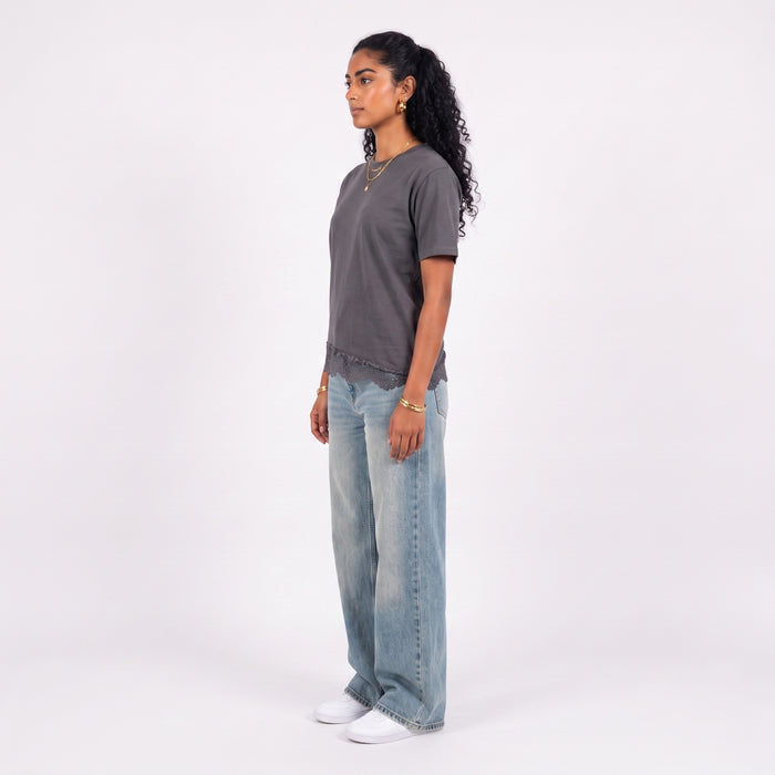 Yonyo Lace Tee